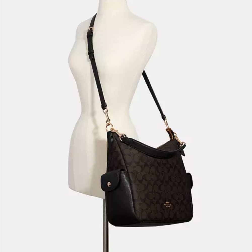 Coach NWT Signature coated canvas and refined pebble leather shoulder bag